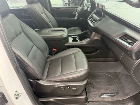 Used 2023 Chevrolet Tahoe RST w/ Luxury Package image 6