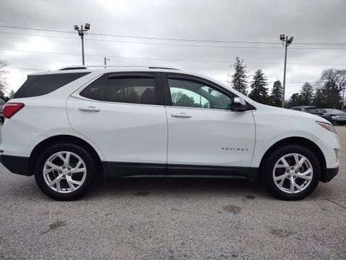 Used 2021 Chevrolet Equinox Premier AWD/4WD image 6
