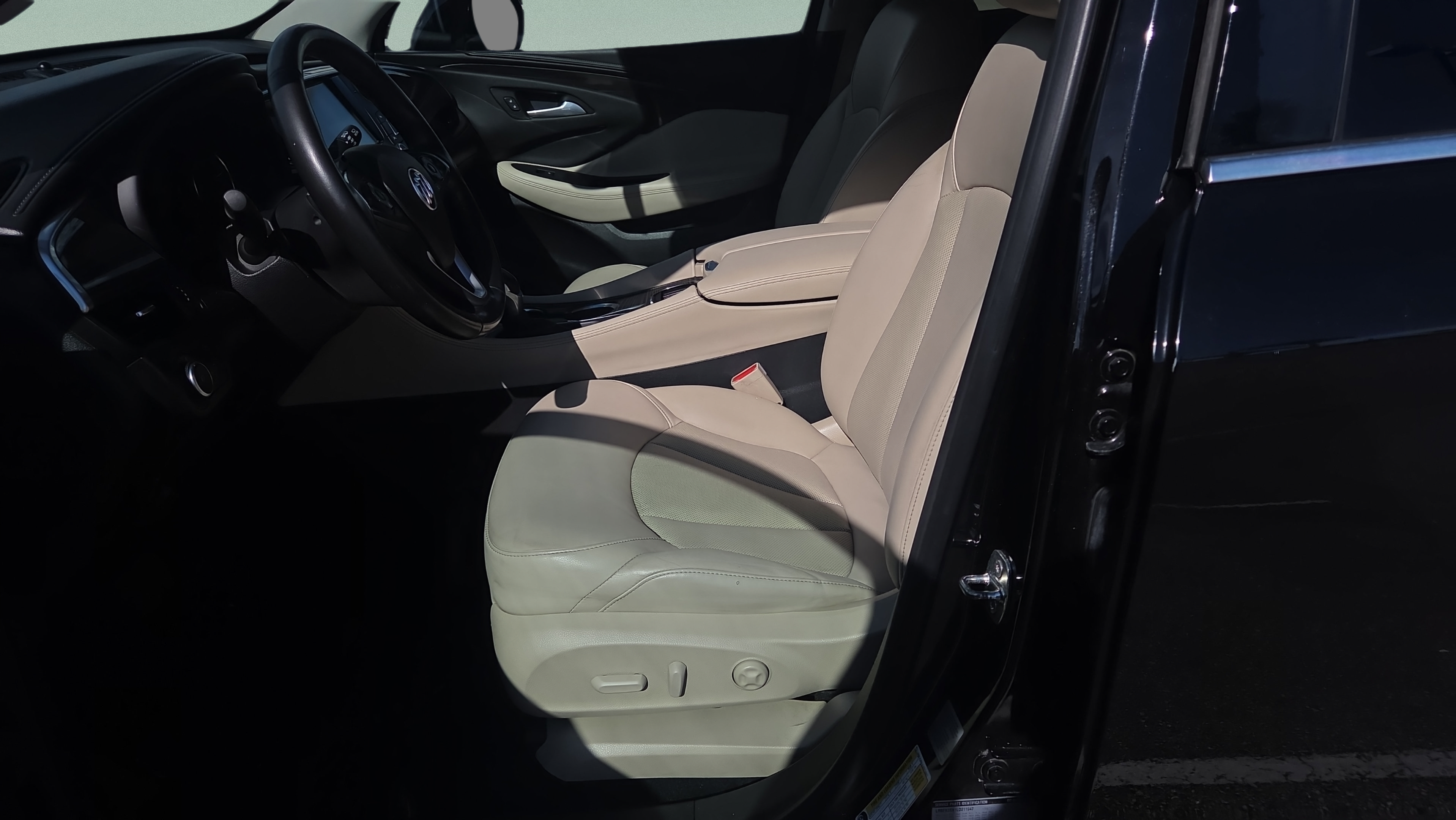Used 2020 Buick Envision Premium AWD/4WD image 9