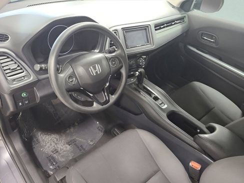 Used 2019 Honda HR-V LX image 22
