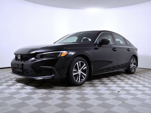 Used 2023 Honda Civic LX image 3
