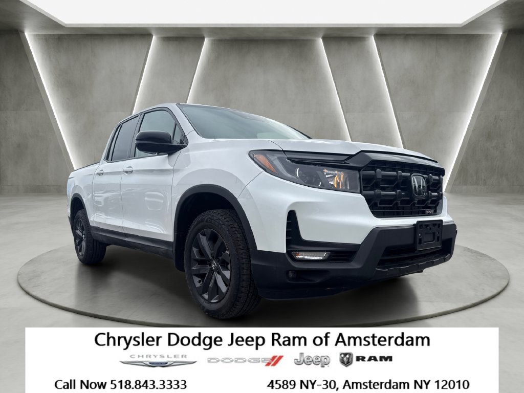 Used 2025 Honda Ridgeline Sport image 1