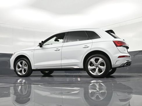 Used 2023 Audi Q5 2.0T Premium Plus AWD/4WD image 32