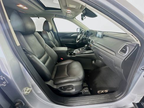 Used 2018 MAZDA CX-9 Touring w/ Touring Premium Package FWD image 34