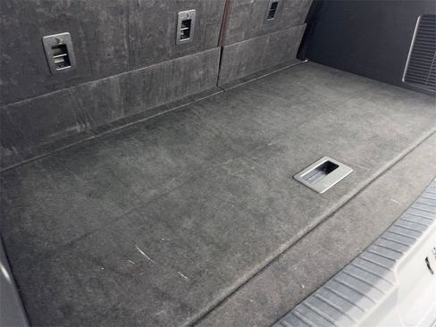 Used 2022 Ford Expedition Max Limited image 87