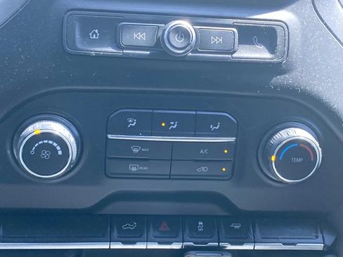Used 2019 Chevrolet Silverado 1500 Custom w/ Custom Value Package RWD image 27