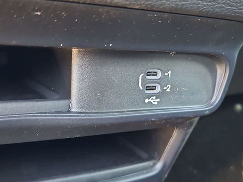 New 2026 Chrysler Pacifica Select FWD image 30