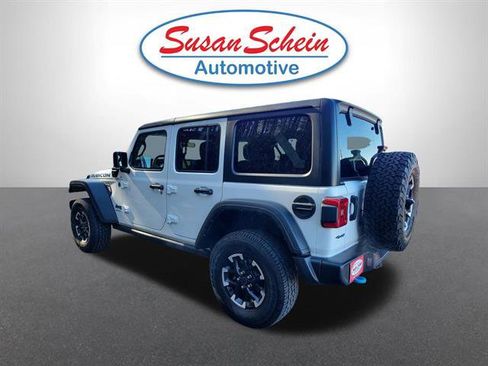 Used 2024 Jeep Wrangler Unlimited Rubicon 4xe image 25