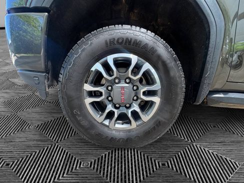 Used 2023 GMC Sierra 3500 AT4 w/ AT4 Preferred Package AWD/4WD image 9