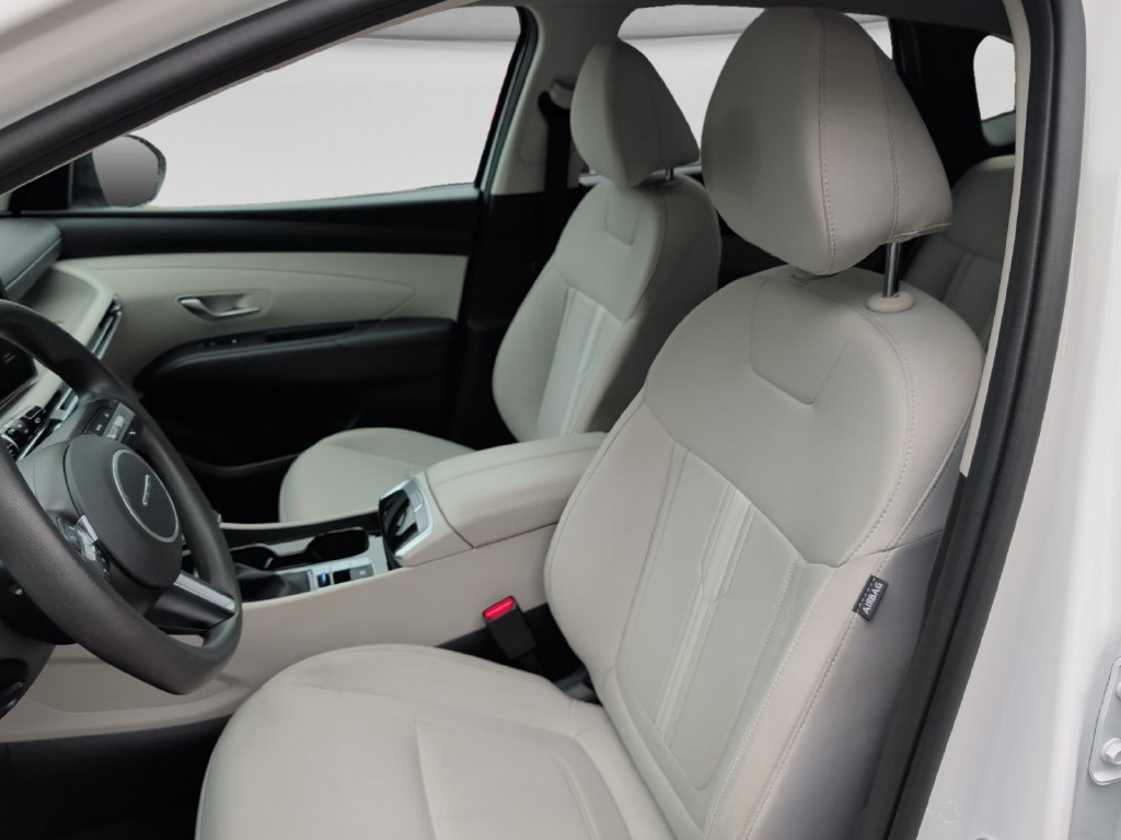 Used 2025 Hyundai Tucson SEL AWD/4WD image 17