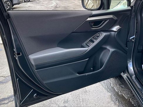 Certified 2025 Subaru Impreza 2.0i image 12