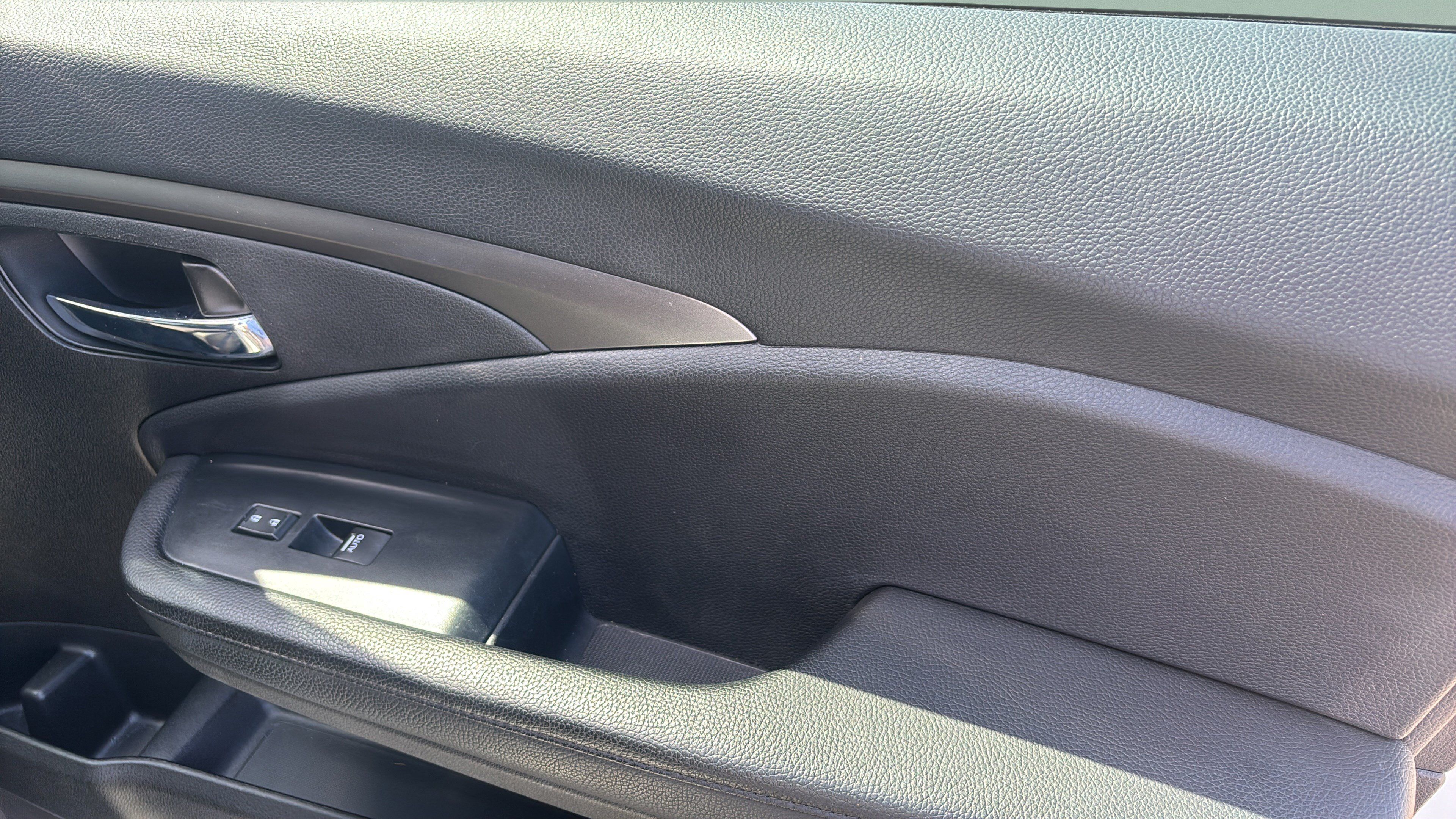Used 2022 Honda Pilot Sport image 28