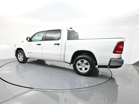 Used 2025 RAM 1500 Big Horn AWD/4WD image 5