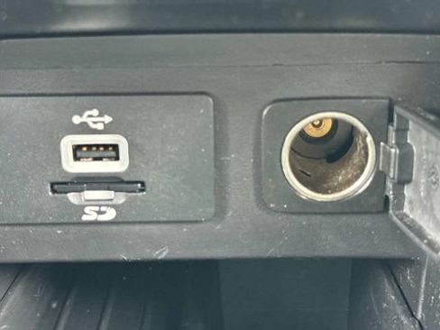 Used 2016 Ford Explorer Sport AWD/4WD image 23