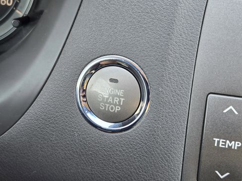 Used 2011 Lexus ES 350 FWD image 16