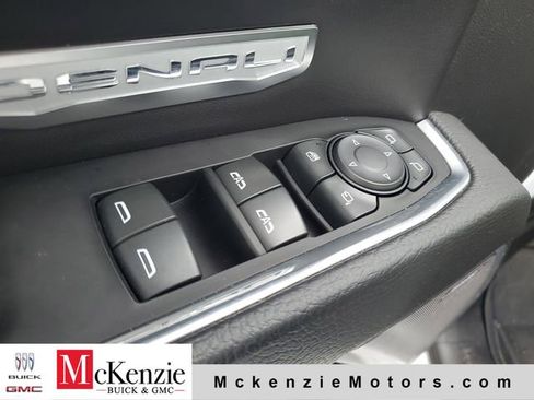 Used 2023 GMC Sierra 1500 Denali w/ Denali Reserve Package AWD/4WD image 9