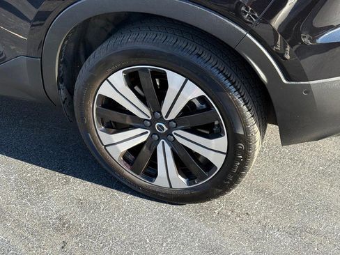 Certified 2023 Volvo XC40 Recharge Plus w/ Protection Package Premier image 8