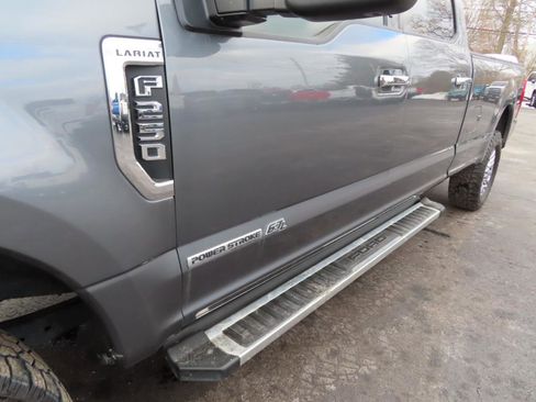 Used 2022 Ford F250 Lariat w/ Chrome Package image 13