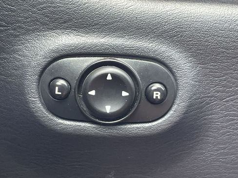 Used 2004 Chrysler PT Cruiser Touring w/ Chrome Accents Group FWD image 24
