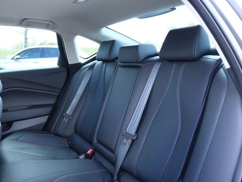 Certified 2025 Acura TLX w/ Technology Package image 13