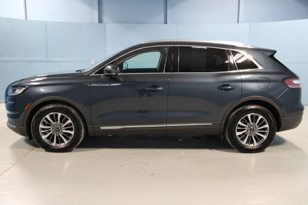 Used 2023 Lincoln Nautilus AWD w/ Premium Package image 31