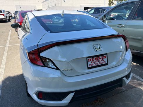 Used 2019 Honda Civic EX image 6