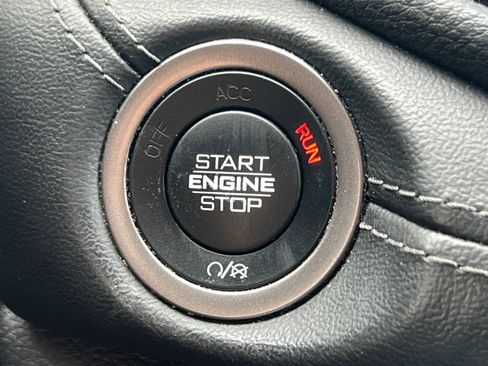 Used 2022 Dodge Durango SXT w/ Trailer Tow Group IV AWD/4WD image 8