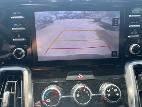 Used 2021 Kia Sorento LX FWD image 5