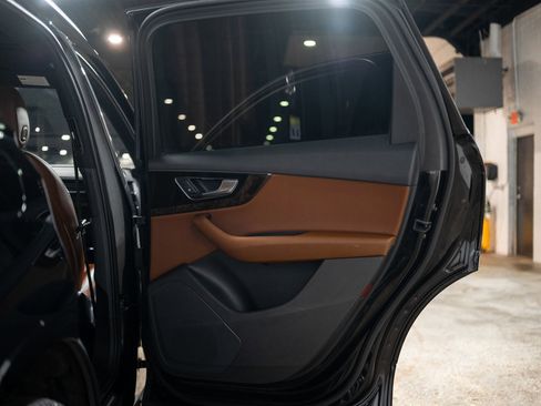 Used 2019 Audi Q7 3.0T Premium w/ Convenience Package image 46