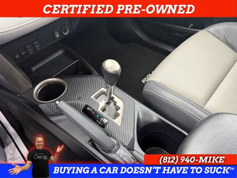 Used 2015 Toyota RAV4 Limited image 27