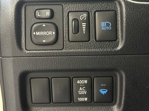 Certified 2023 Toyota 4Runner SR5 Premium w/ Moonroof Package AWD/4WD image 18