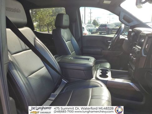 Used 2019 Chevrolet Silverado 1500 High Country AWD/4WD image 31