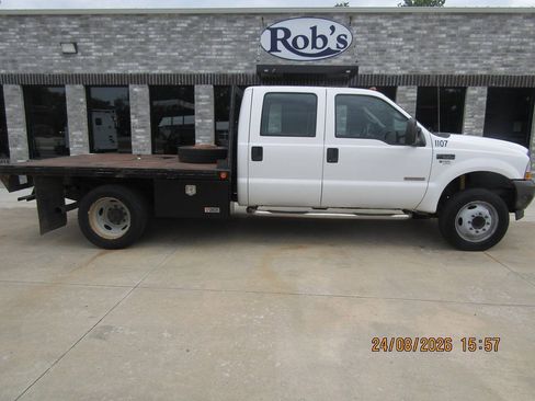 Used 2004 Ford F550 2WD Crew Cab Super Duty image 2