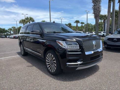 Used 2020 Lincoln Navigator L Reserve w/ Luxury Package AWD/4WD image 10