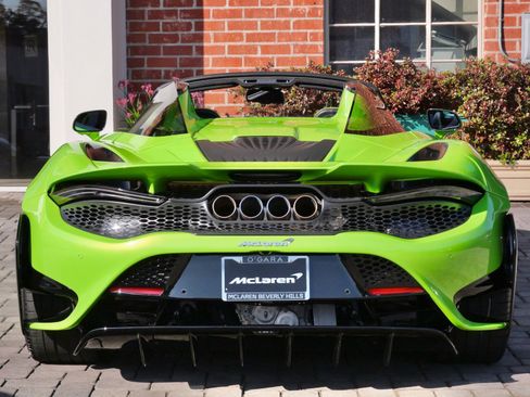 Used 2022 McLaren 765LT image 5
