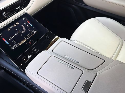 Certified 2025 INFINITI QX80 Pure AWD/4WD image 18