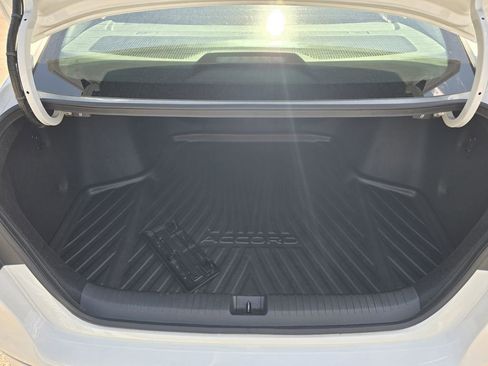 Certified 2025 Honda Accord SE image 25