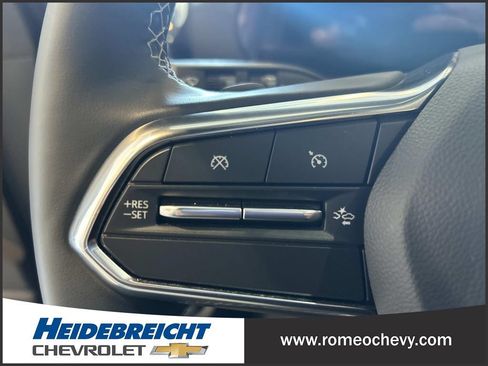 Used 2024 Chevrolet Blazer EV LT AWD/4WD image 19