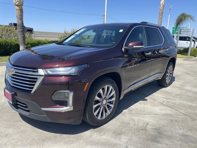 Used 2023 Chevrolet Traverse Premier FWD image 4