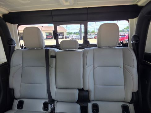 Used 2023 Jeep Gladiator Mojave w/ LED Lighting Group AWD/4WD image 20