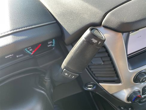 Used 2018 GMC Yukon Denali w/ Denali Ultimate Package image 16