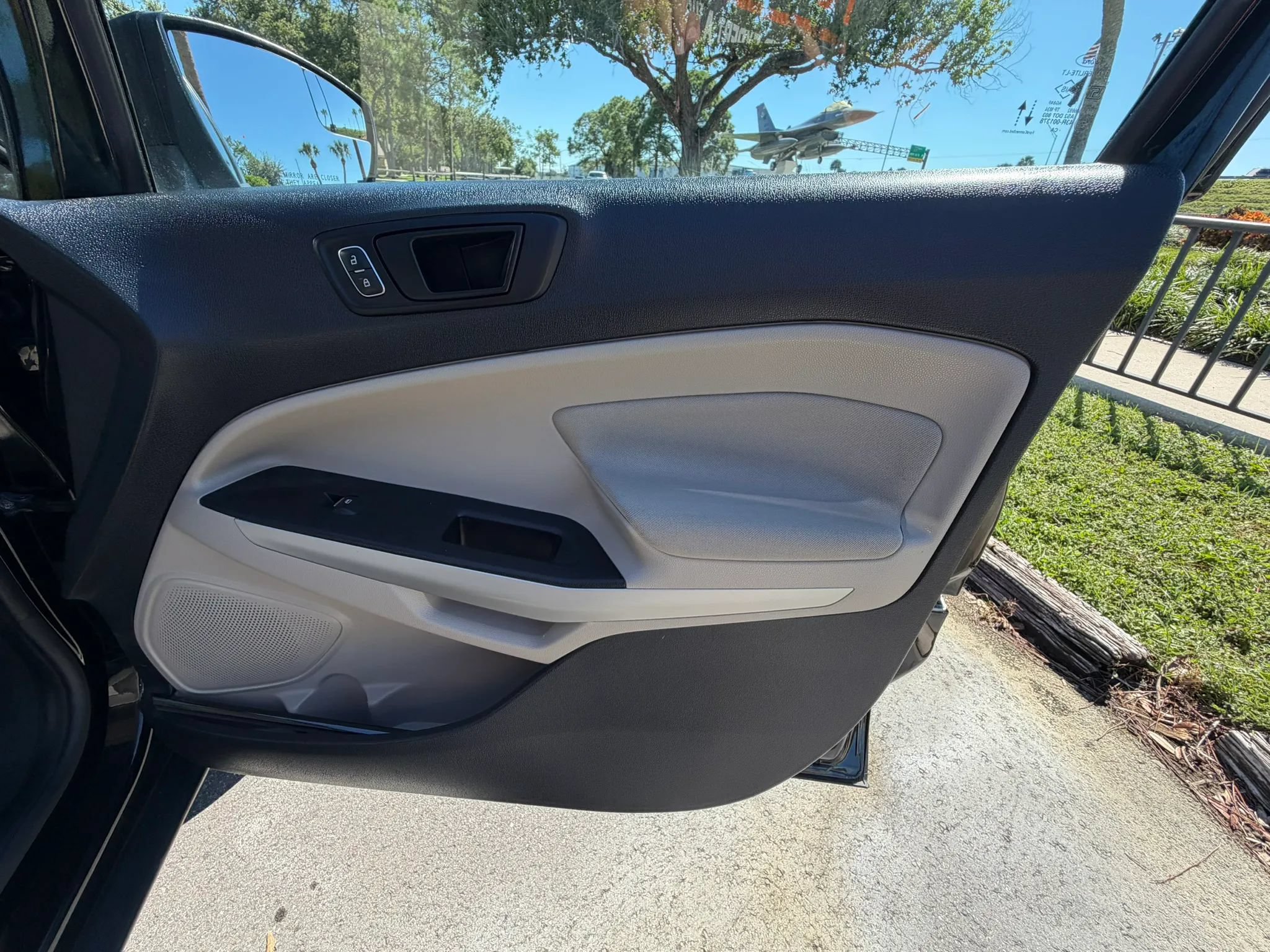 Used 2020 Ford EcoSport S AWD/4WD image 24