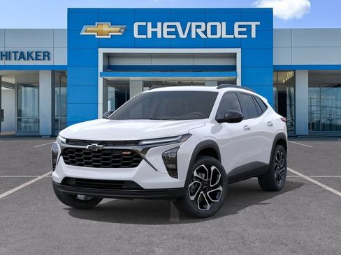New 2026 Chevrolet Trax RS w/ Sunroof Package FWD image 6