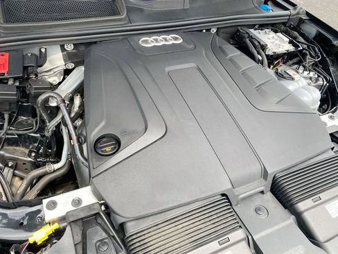 Used 2024 Audi Q7 2.0T Premium Plus image 31