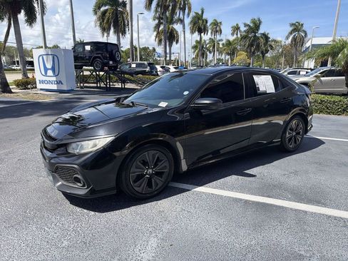 Used 2018 Honda Civic EX image 4