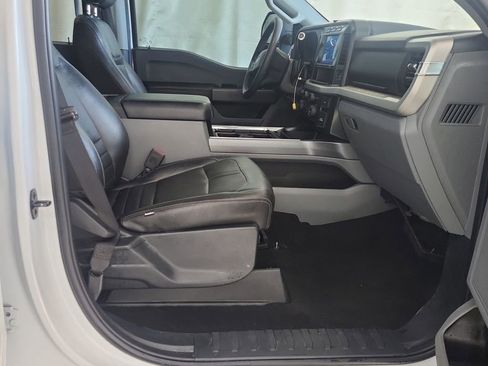 Used 2023 Ford F250 XLT w/ FX4 Off-Road Package image 15