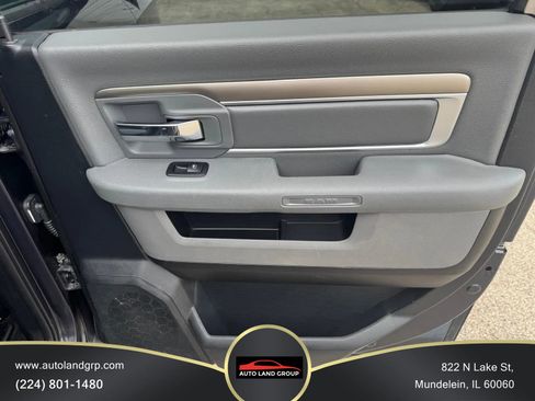 Used 2017 RAM 1500 Classic SLT image 11