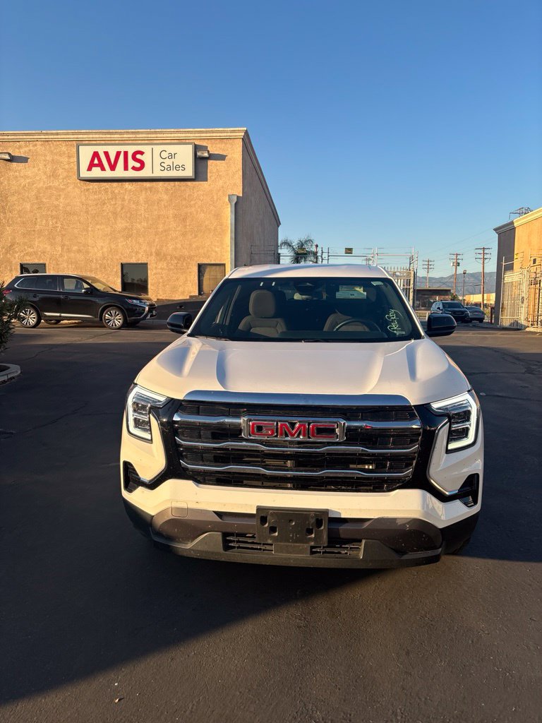 Used 2026 GMC Terrain Elevation AWD/4WD image 2