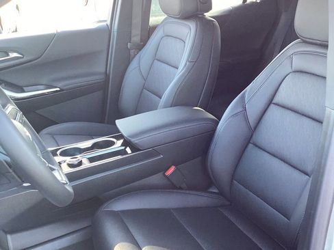 New 2026 Chevrolet Equinox LT w/ Convenience Package II image 27