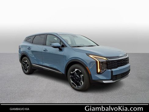New 2026 Kia Sportage S image 1